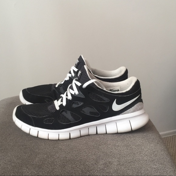 old nike free runs